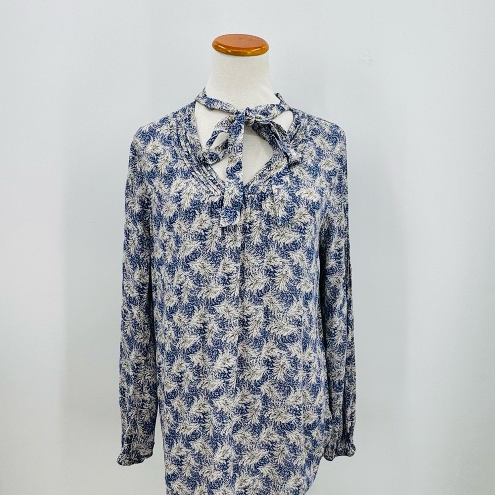 Lucky Brand Elegant Blue and White Women's Top, Medium